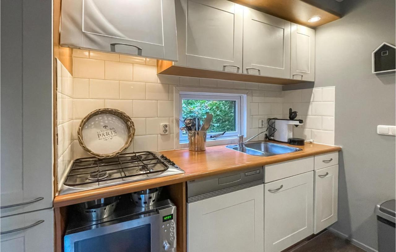 Awesome Home In Emst With Kitchen Экстерьер фото